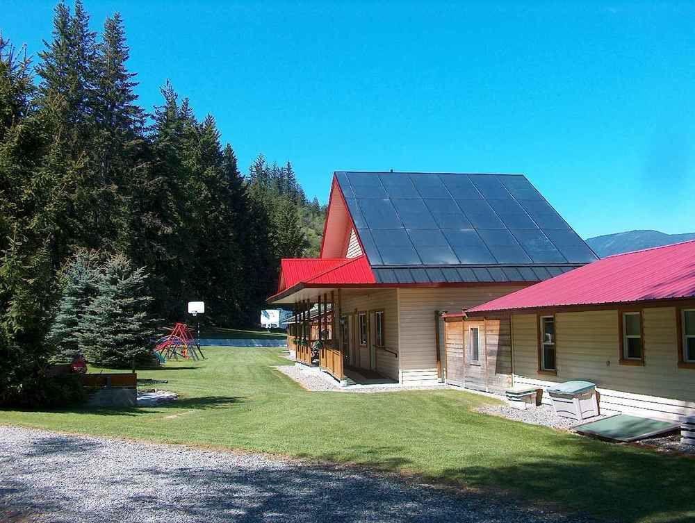 Viewpoint Rv & Cottages Salmon Arm Exterior photo